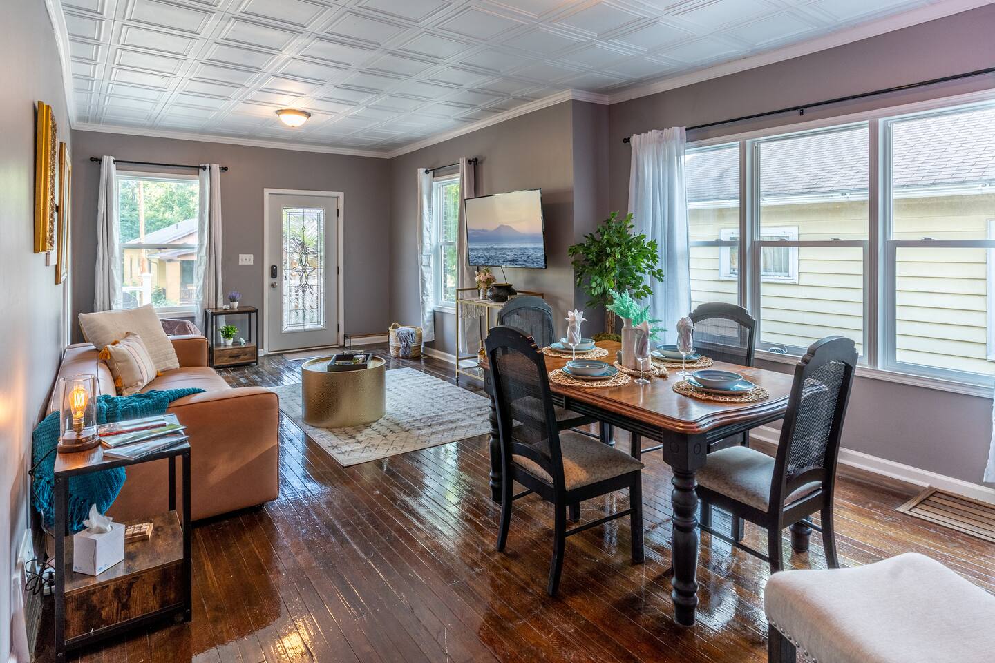 Spacious 4BR Family Haven | Backyard-Patio-Pets OK