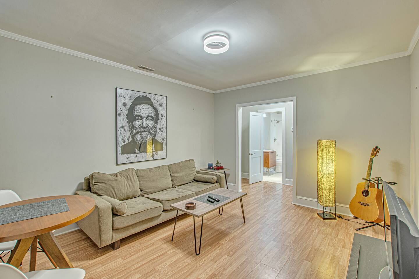 Cozy 1BR/1B~5 min to Coliseum~15 min to downtown