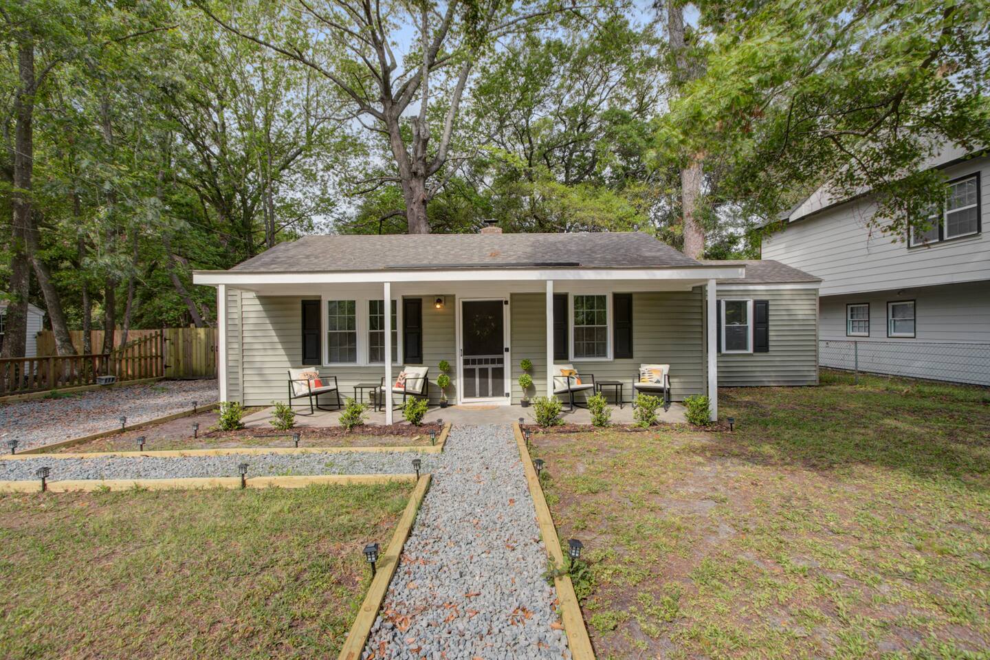 Close to CHS w Huge Backyard, Updated 3BR