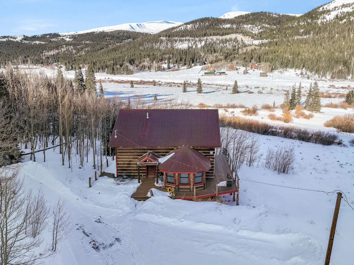 Peterson Valley Lodge Alma Cabin with Hot Tub Mountain Views and Family Amenities — 3