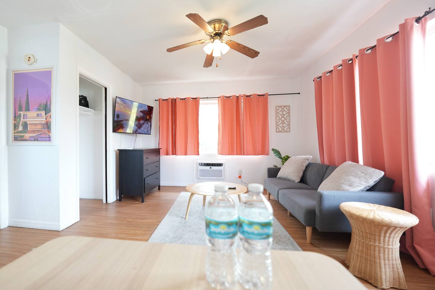 Coastal Sun Kissed Vibe ~ Free Parking