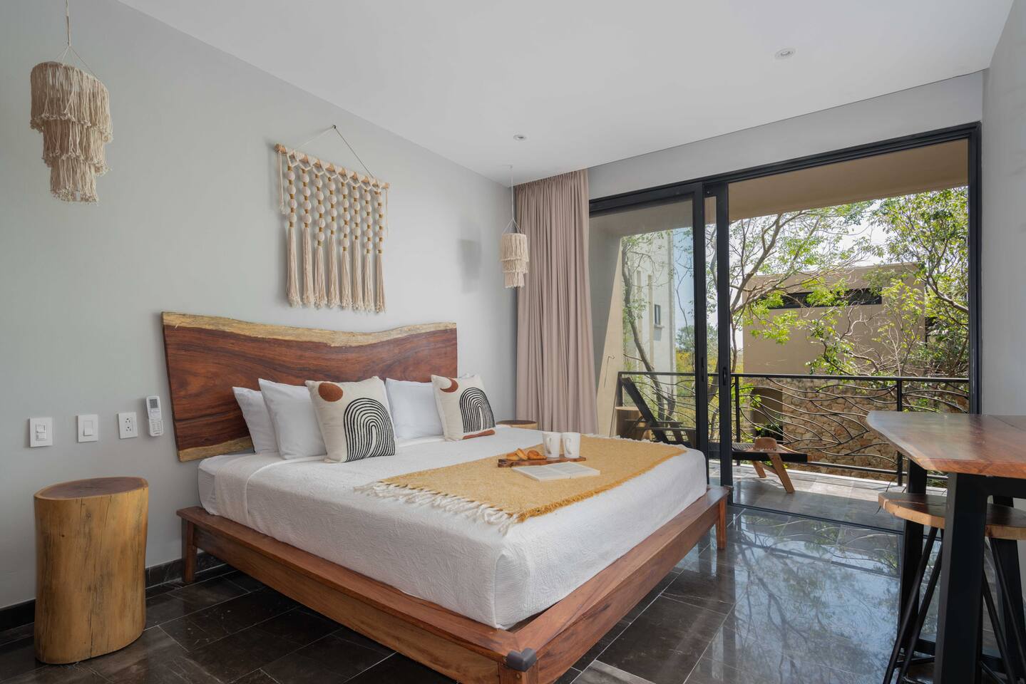 Arcadia |Luxury Condo in Aldea Zama 5 min to Beach