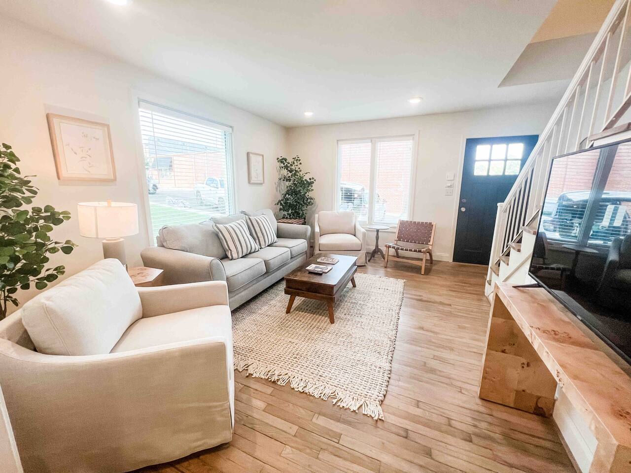 Sweet Homewood Alabama! 2 Bed Townhome near SOHO