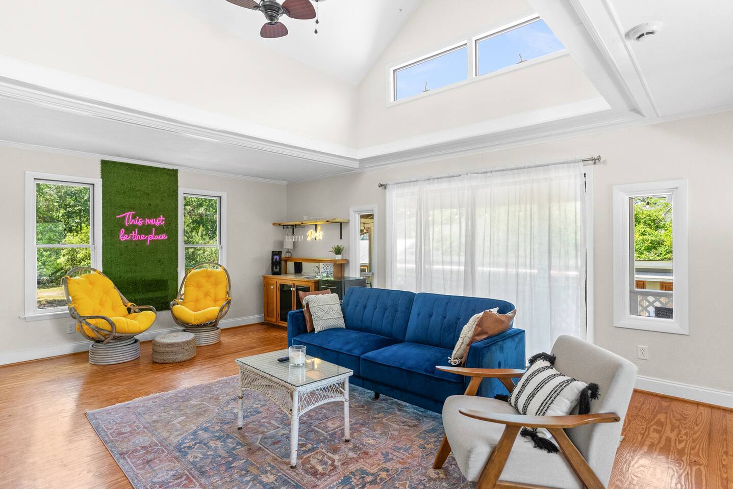 Into the Woods ~ Rustic Getaway, Private Yard, PS4