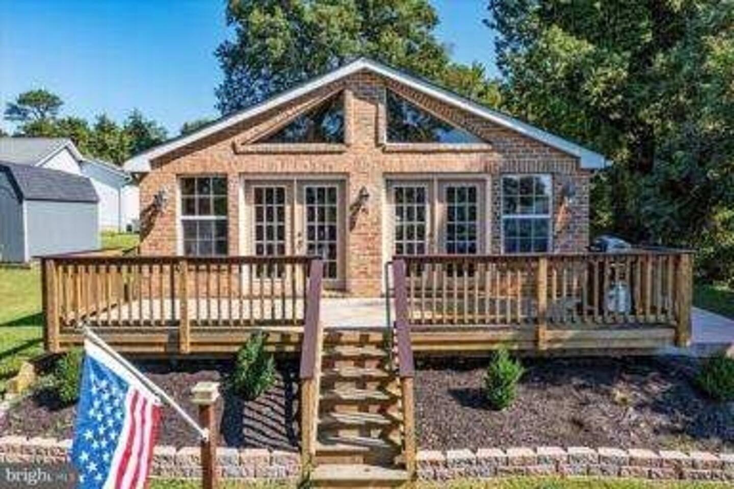 The Hideaway Spot | Waterfront Retreat @ Long Cove