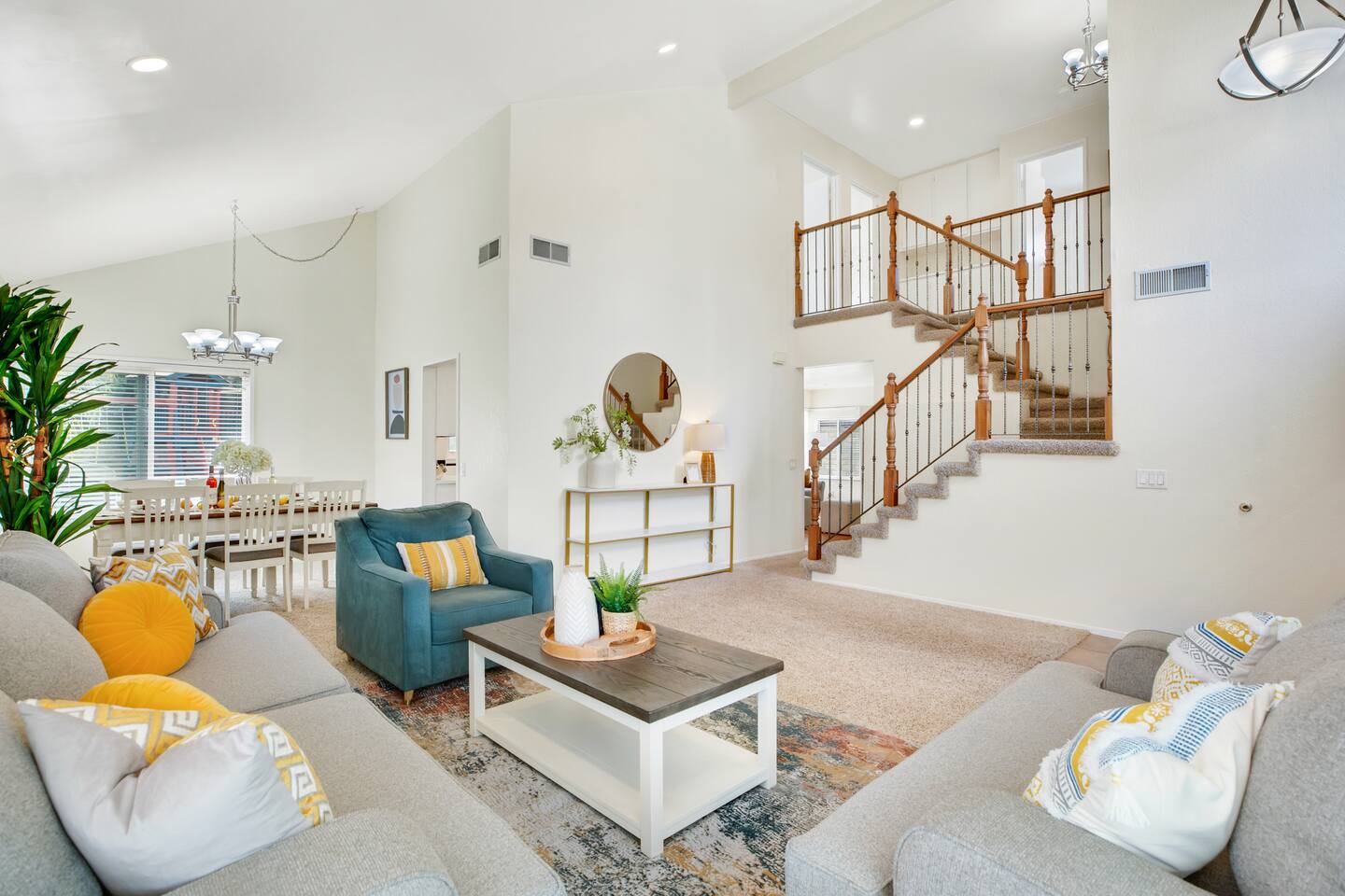 176 Santa Clarita Family Home