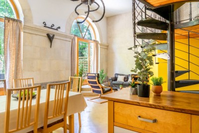 Octopus rental in Pézenas