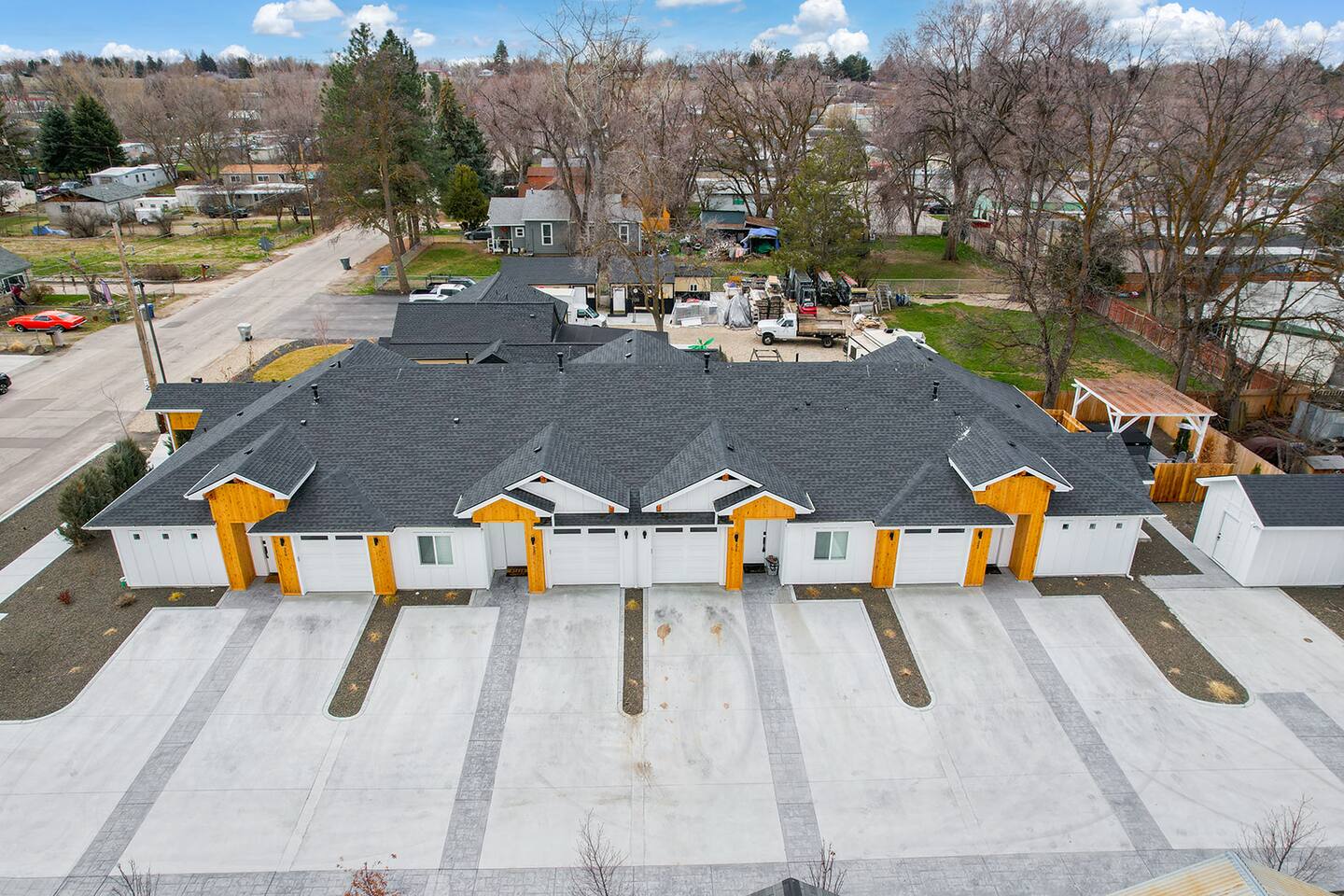 Spacious Boise Retreat 10bdrm/8bath w/ hot tub