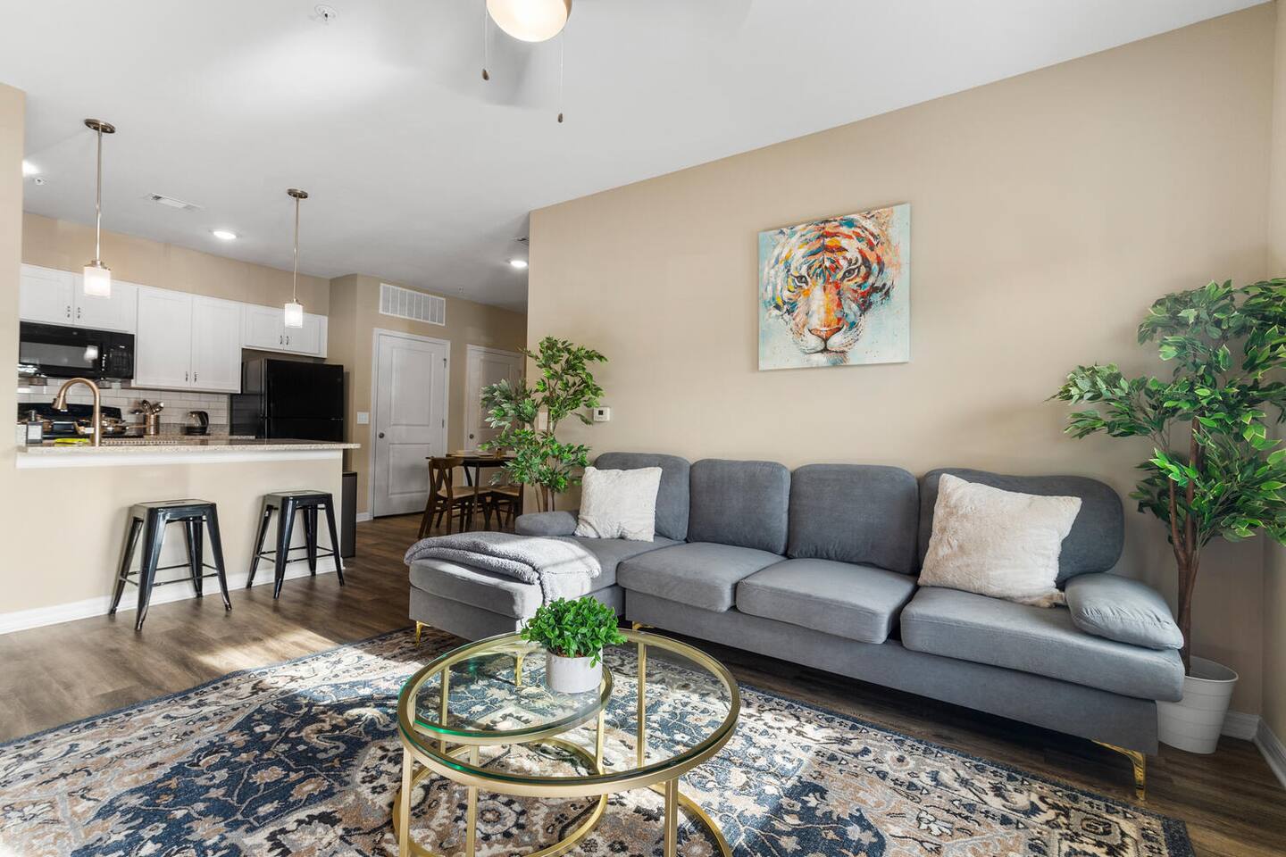 Modern Luxe 1BR Condo | Pool, Gym & Close to Beach