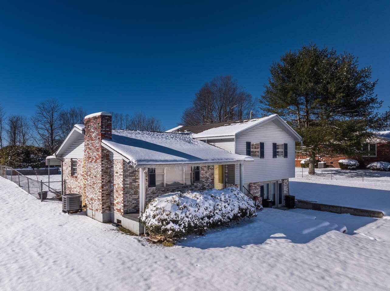 NRG Park Home, Fenced-in Yard, Fire Pit, BBQ