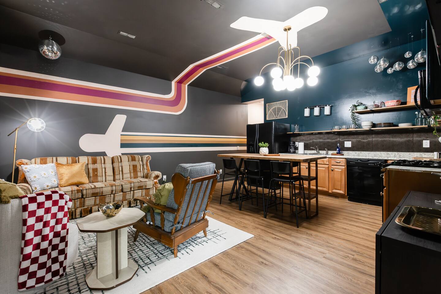 The PanAm Flat - 2BR/2BA - Hospital/ScottAFB