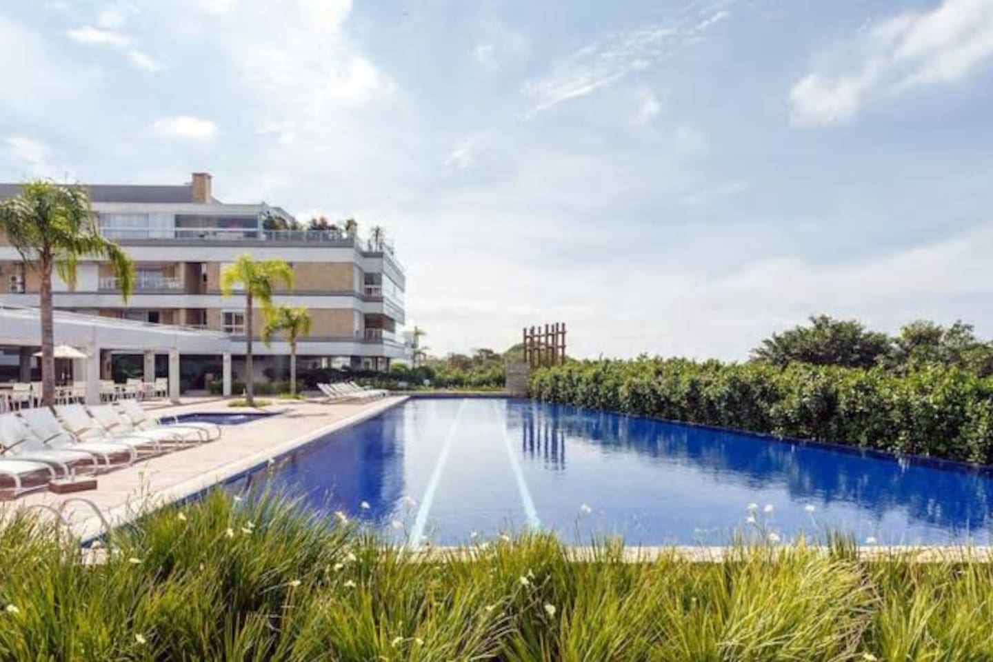 Secure Ocean Front Apartment with Pool and Beach