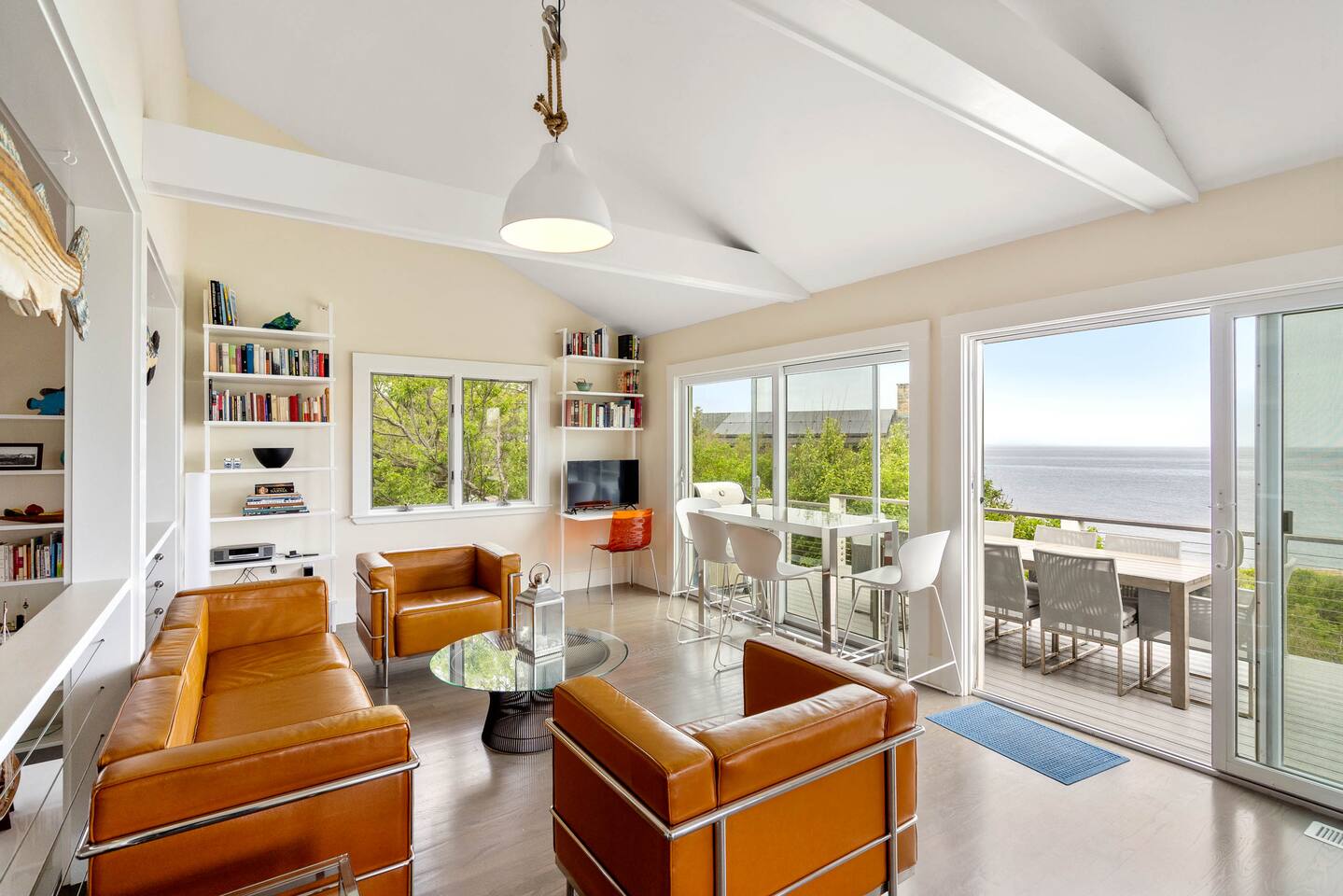 Oceanfront 4BR Newly Renovated Modern Home