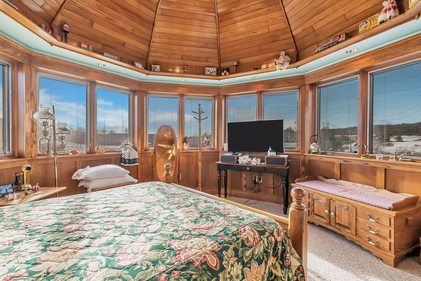 Clarks Summit Gem w/ Private Yard & Parking