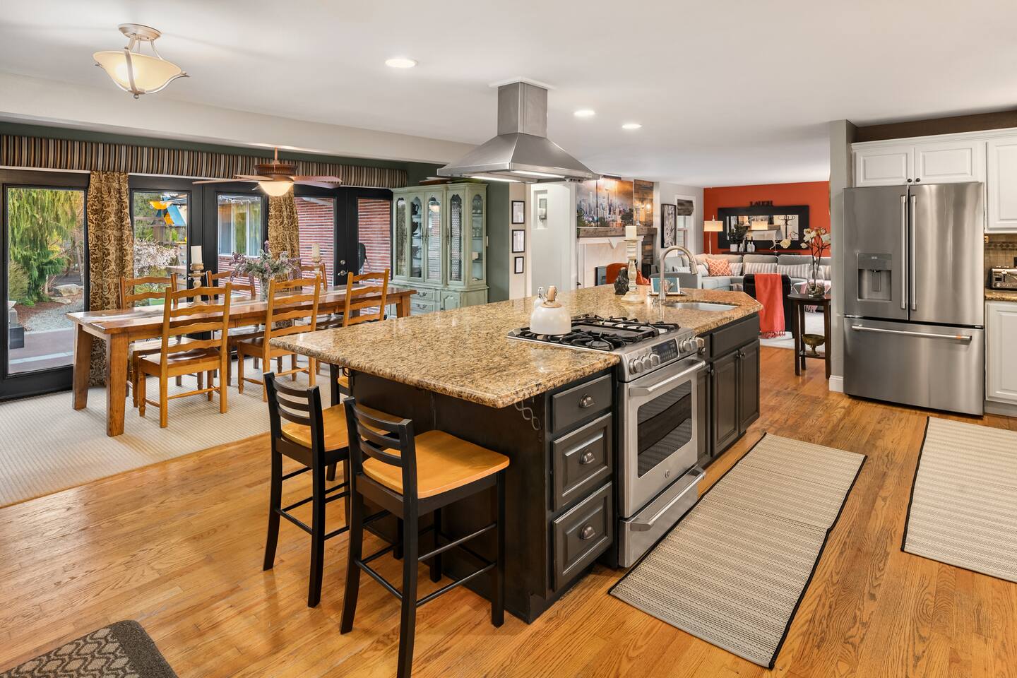 Retreat Home near Ocean & Airport
