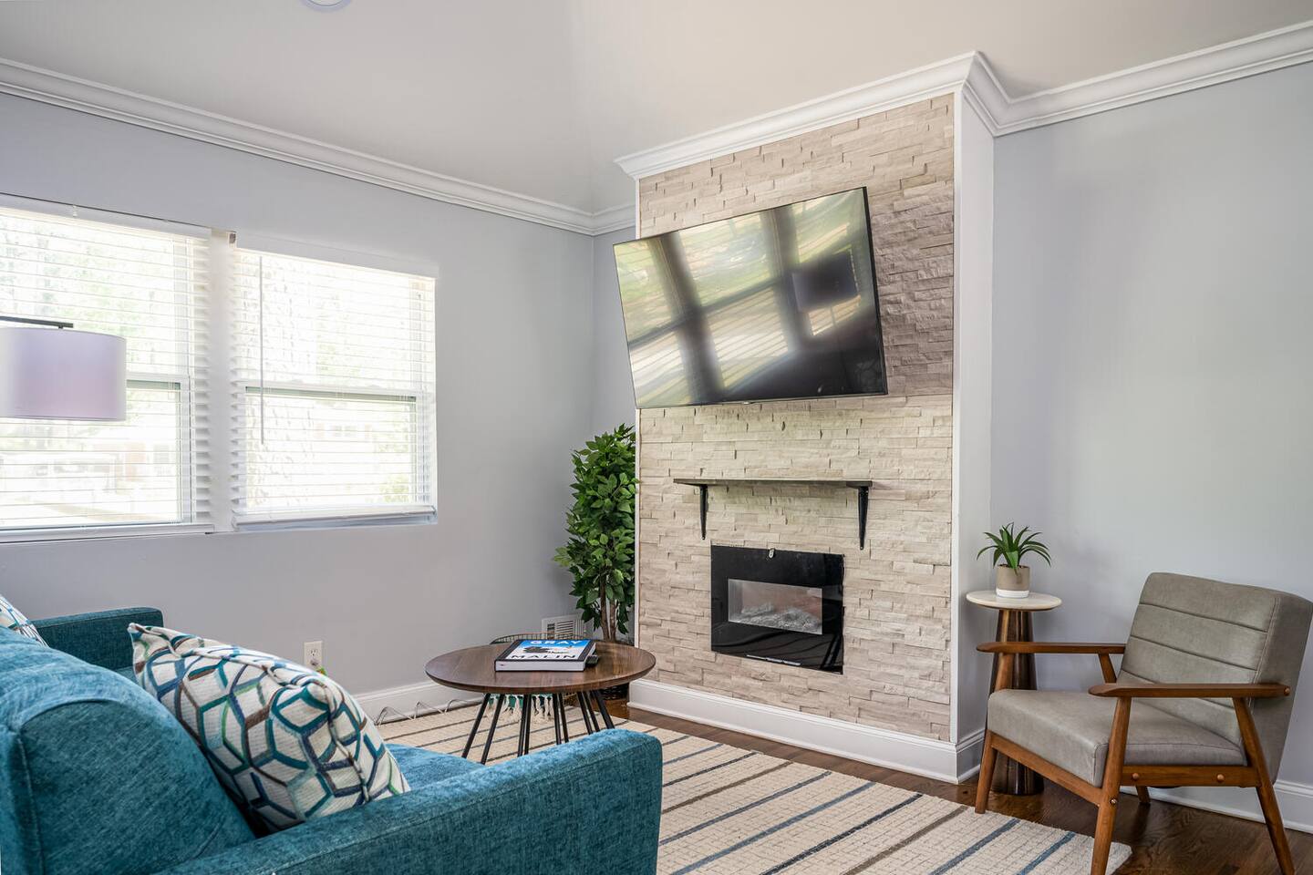 4BD/3BA Modern Decatur Retreat - 3 Miles to Emory