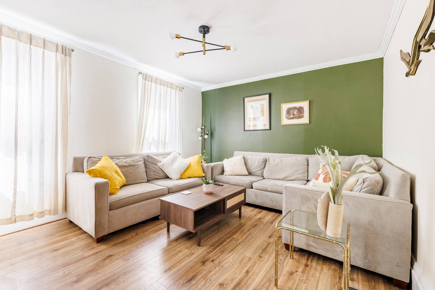 ROC Villa - PARK AVE GEM!