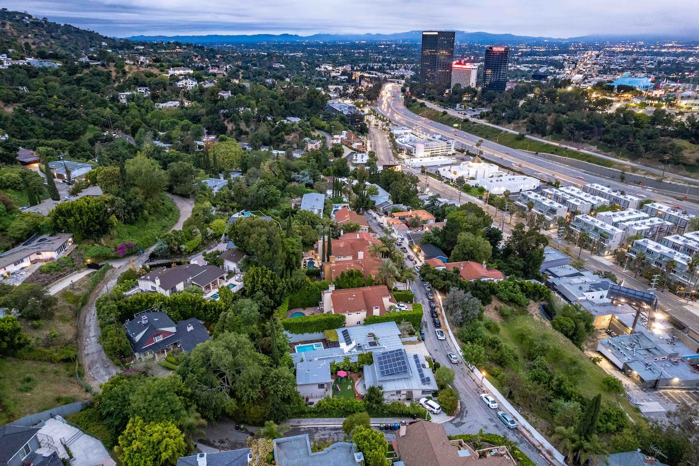 Hollywood Hills Luxury Villa | Hot Tub | Views