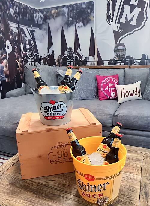 Good Bull Getaway-Aggie Retreat-with Game Room!