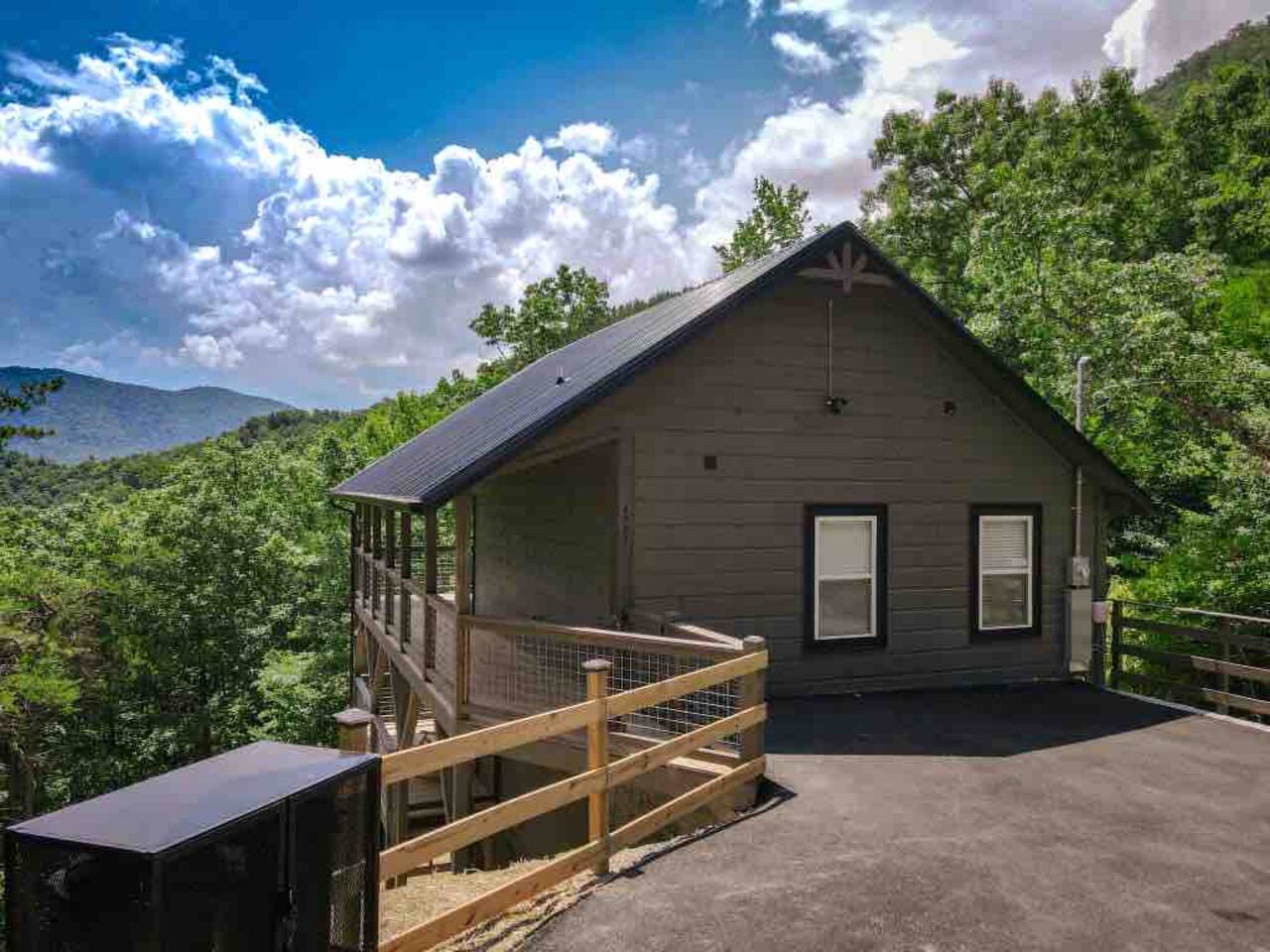 Smoky Mtn View Cabin | Hot Tub, Games, Movie Room!