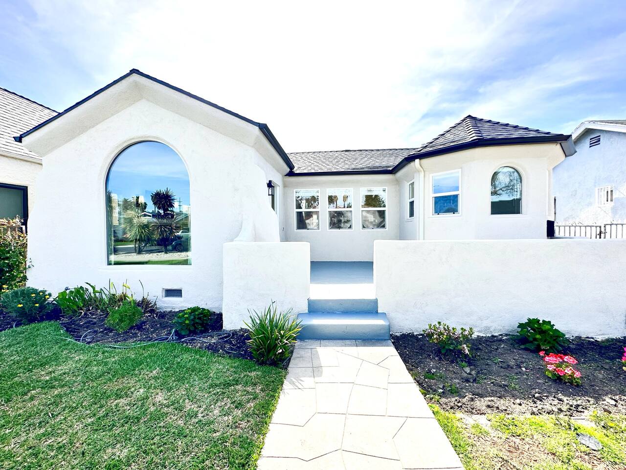 Stylish LA Home Getaway | Near DTLA, LAX & Beaches