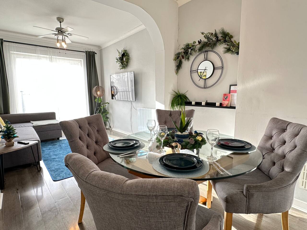 Central Welling Flat