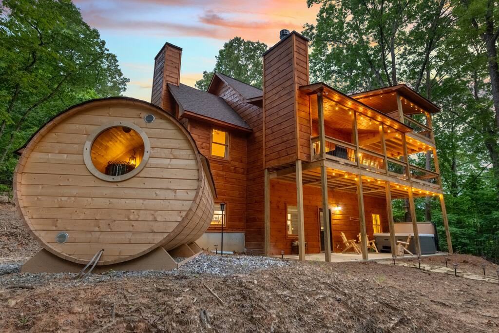 Shoot • Sweat • Soak • Play • Repeat