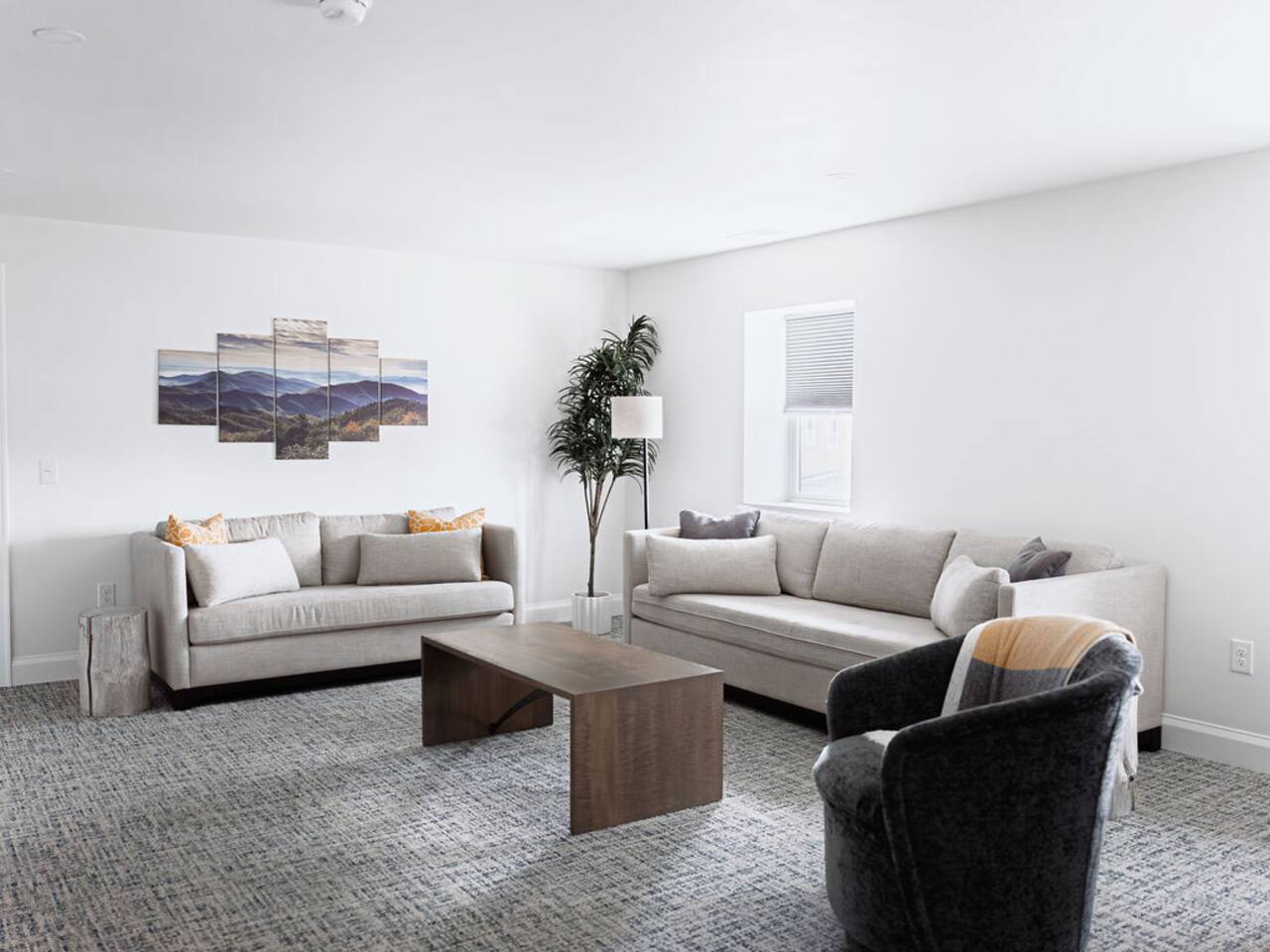 "Loft A on Court Street" - Central to I-77