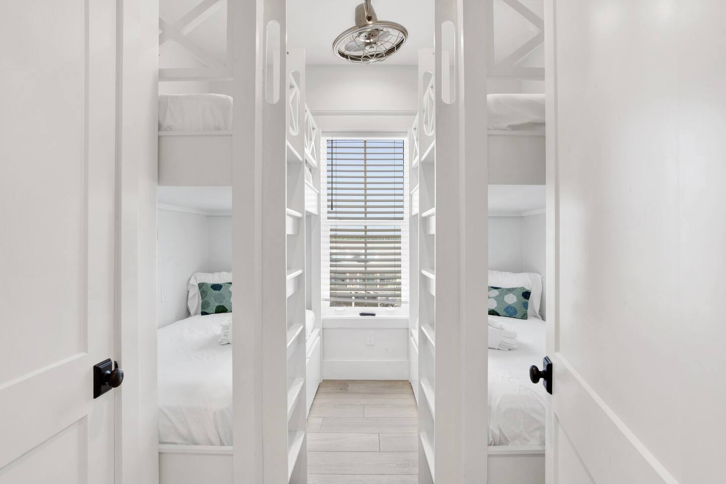 Property thumbnail 36