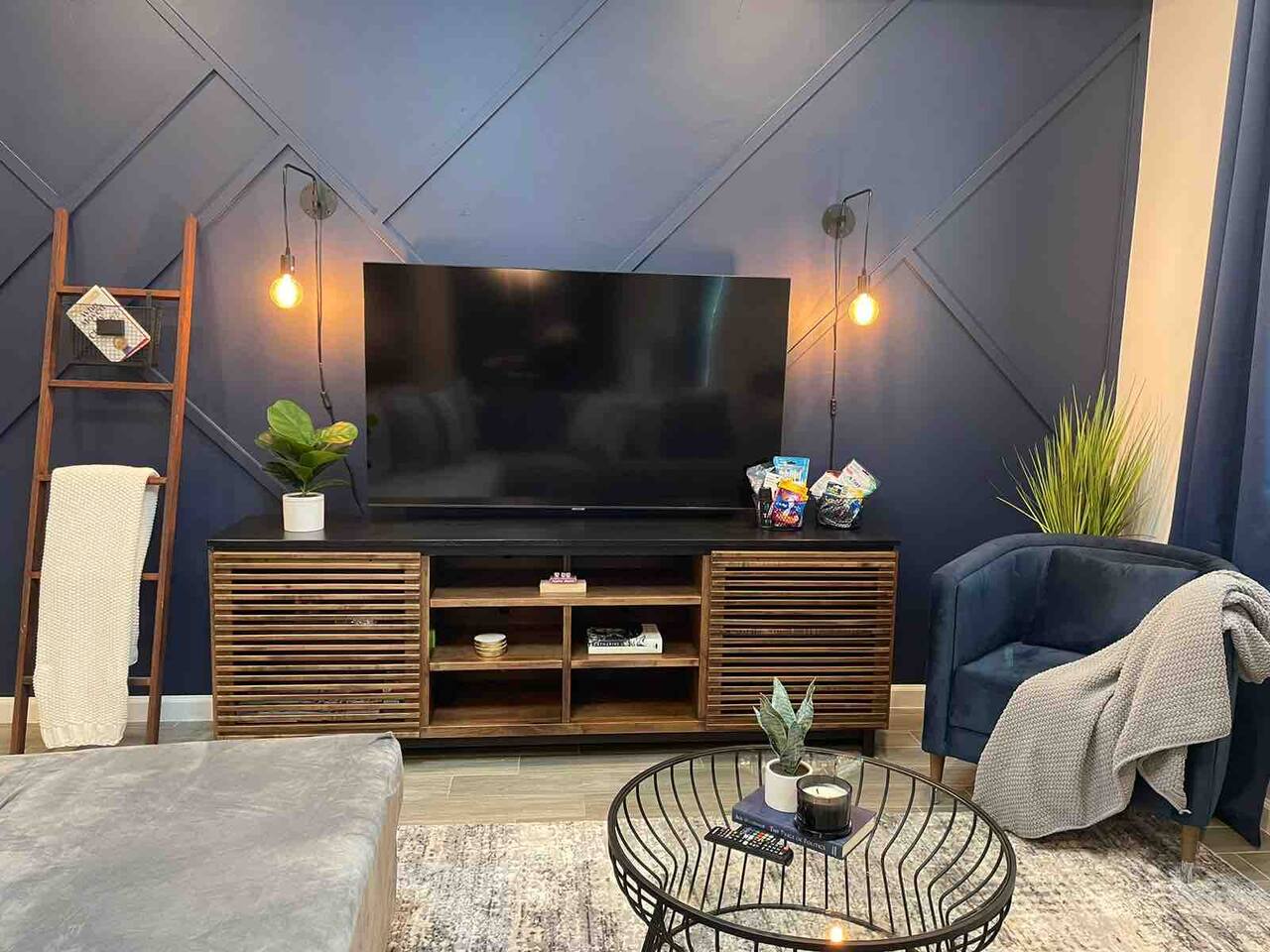 MidCenturyHome in EL PASO|15min to Dwtn EP/Outlets