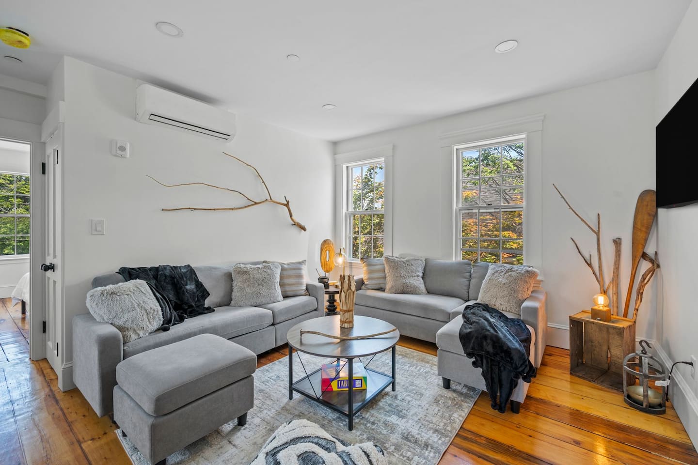 Balcony|KING Suite|Walk2Beach+Bearskin|Parking