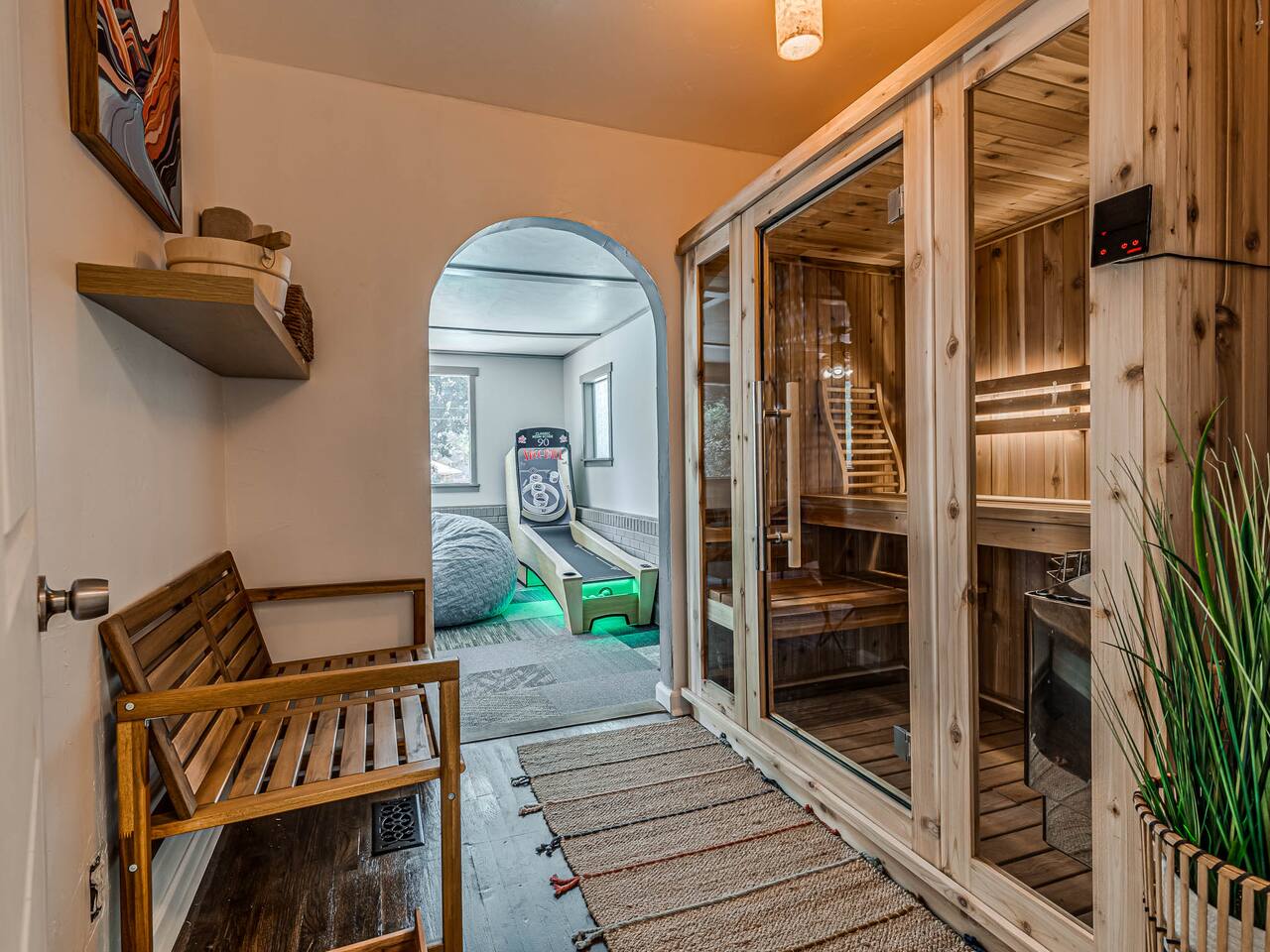 Heated pool sauna game room Skeeball big kitchen