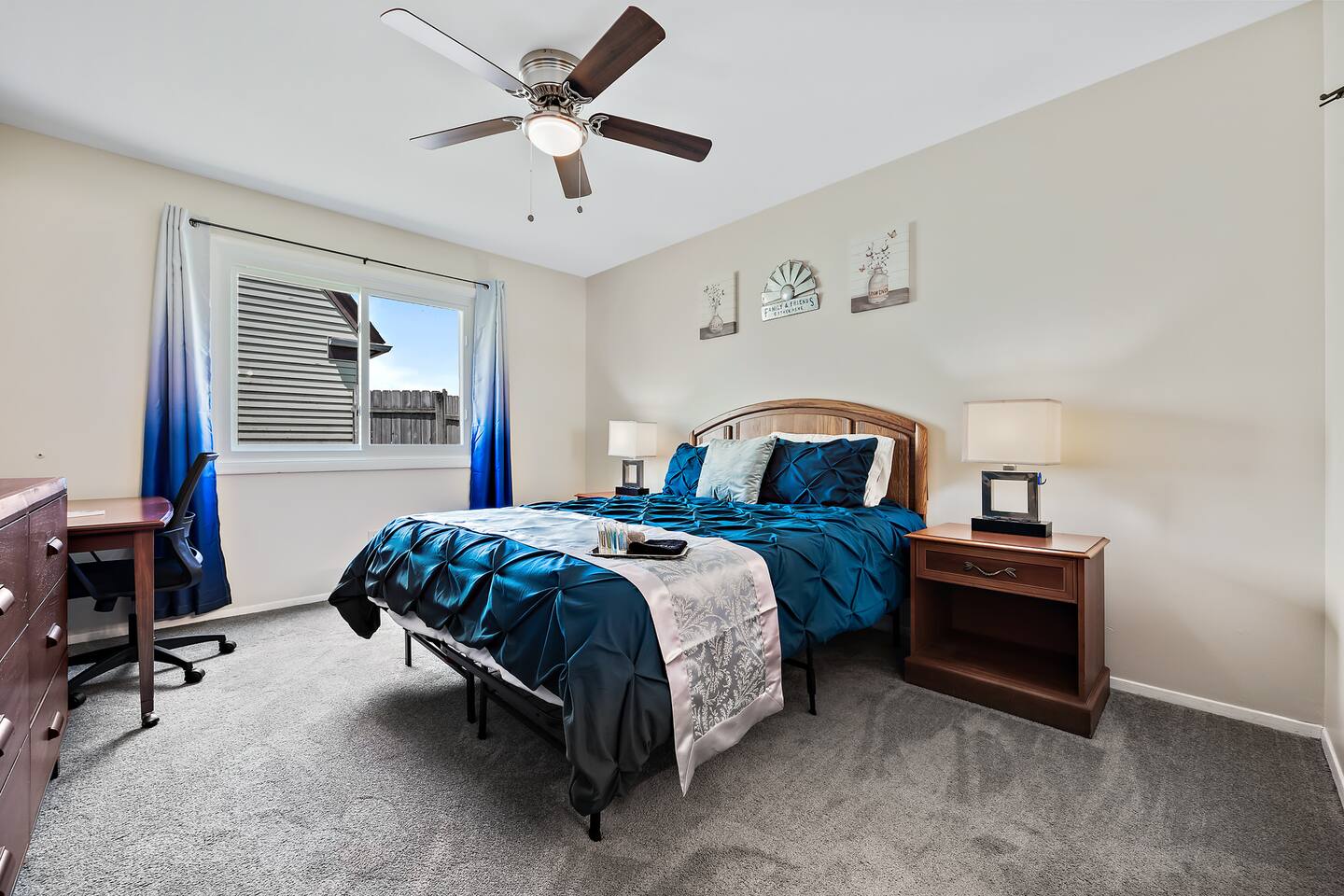 No stairs/Workers/Family/Parkng/GameRoom&Yard