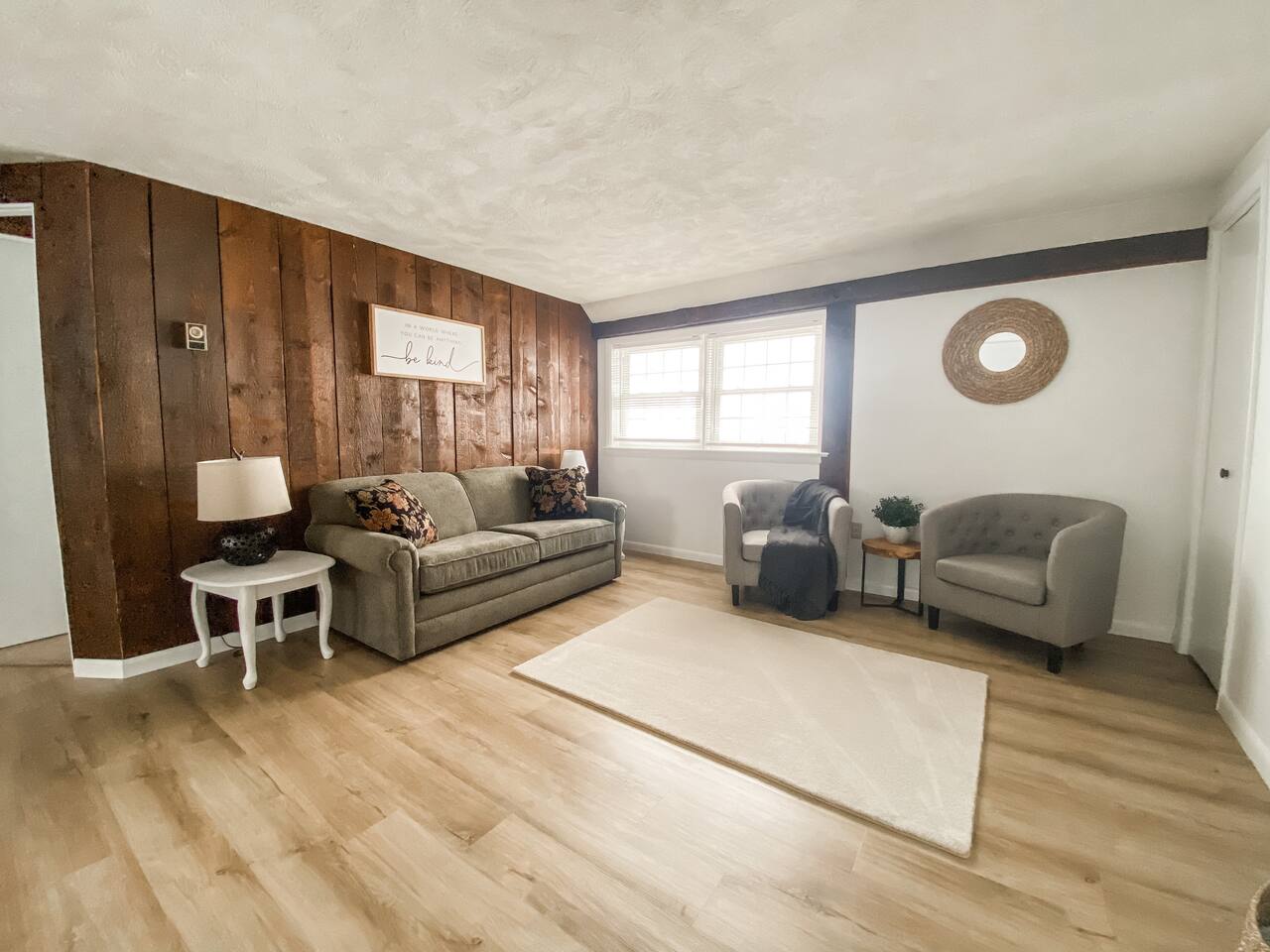 *FarmView Loft* - Beautiful Amish Farmland Views