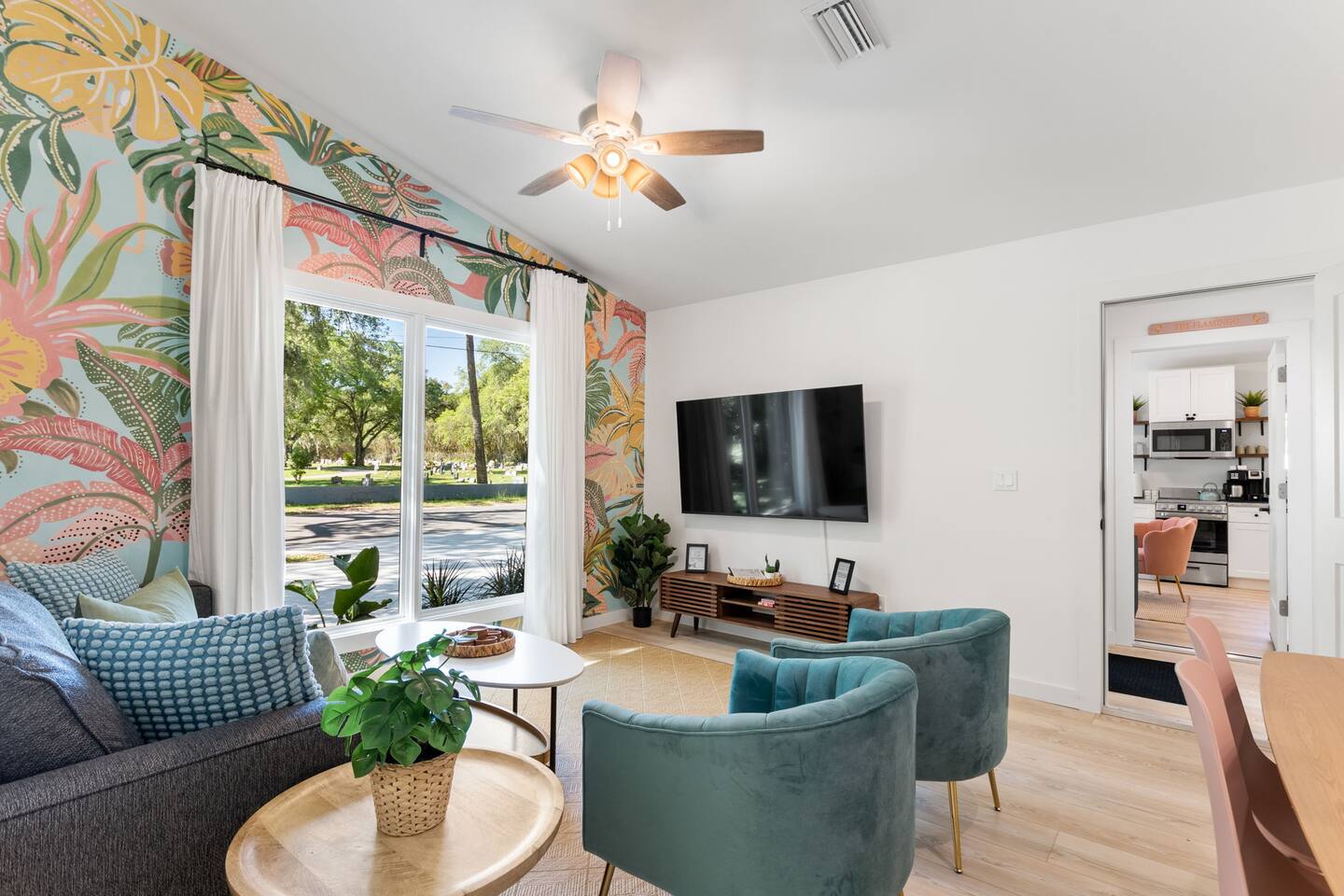 St. Augie Aviary-Near Historic Center-2 Units in 1