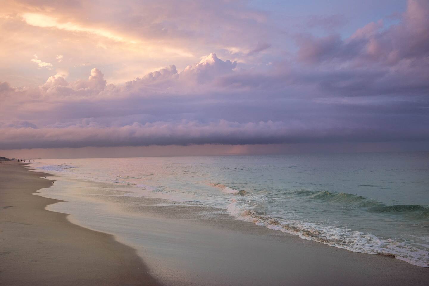 Tiny Beach Getaway • Heart of Kill Devil Hills OBX