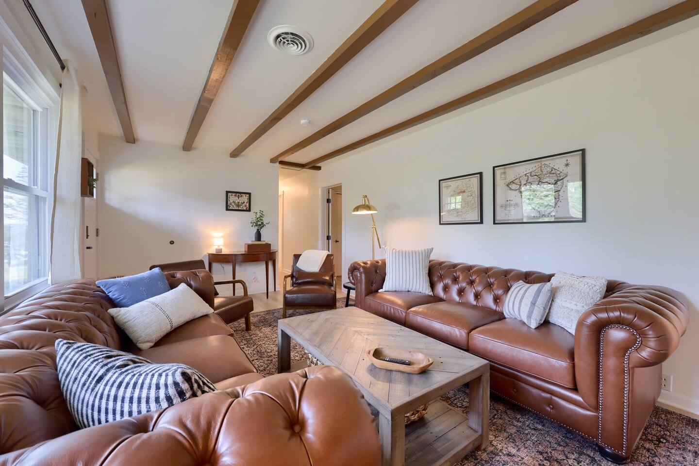 New! Sleeps 16! Across from Sight&Sound! Location!