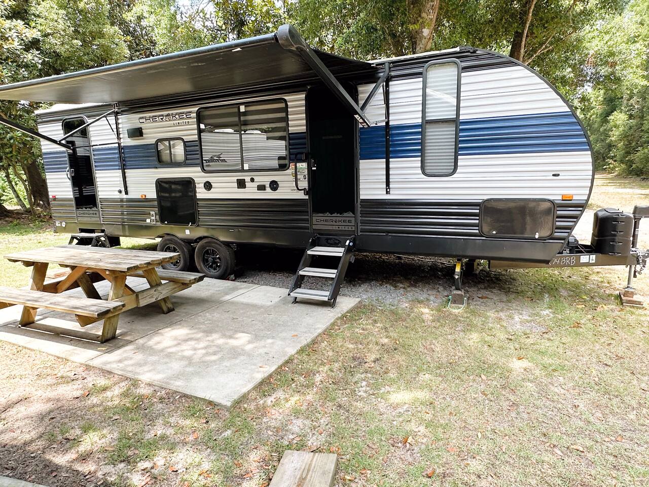 Summer Deals! Rv-Bay Access-Short Drive to Beach!