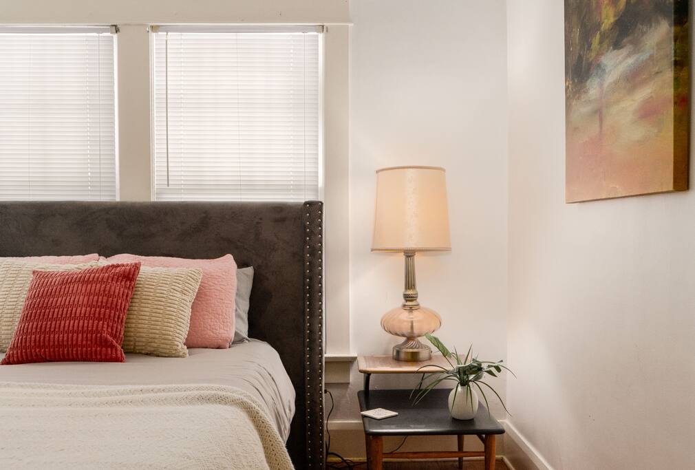 Boho Chateau Downtown (Florida Southern College)