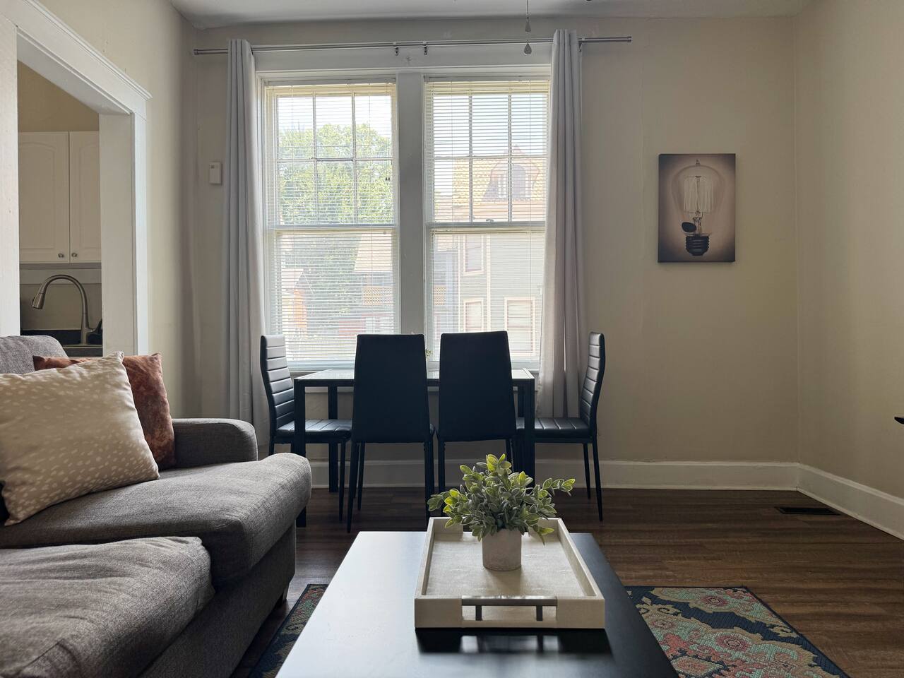 The Harrison C | KING 1BD/1BA Apt near Riverfront