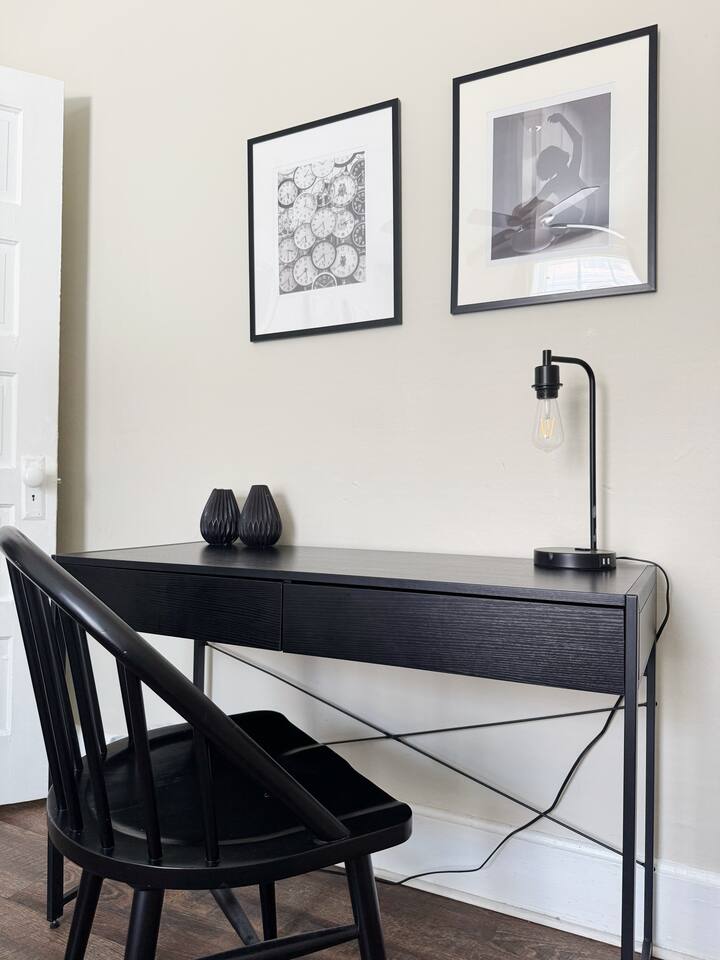 The Harrison C | KING 1BD/1BA Apt near Riverfront