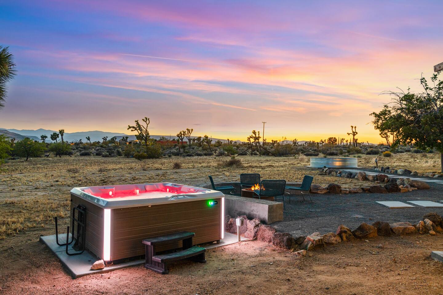 Stargazing - Cowboy Pool - Spa - Soaking Tub