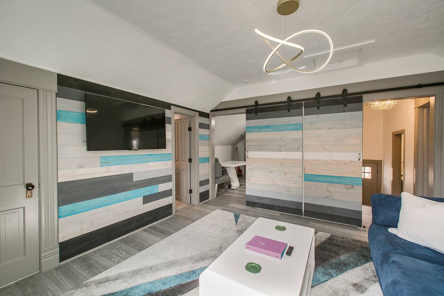 Chic & Colorful North End 1BR with fenced in patio