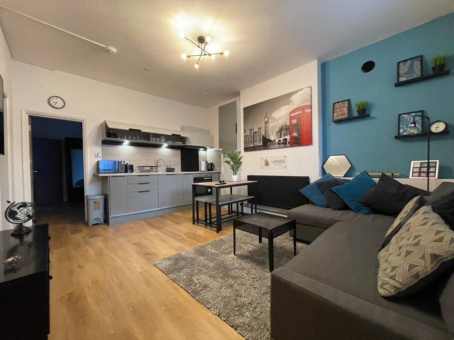 BEST PRICE | 1 BDRM APT - Central with Parking
