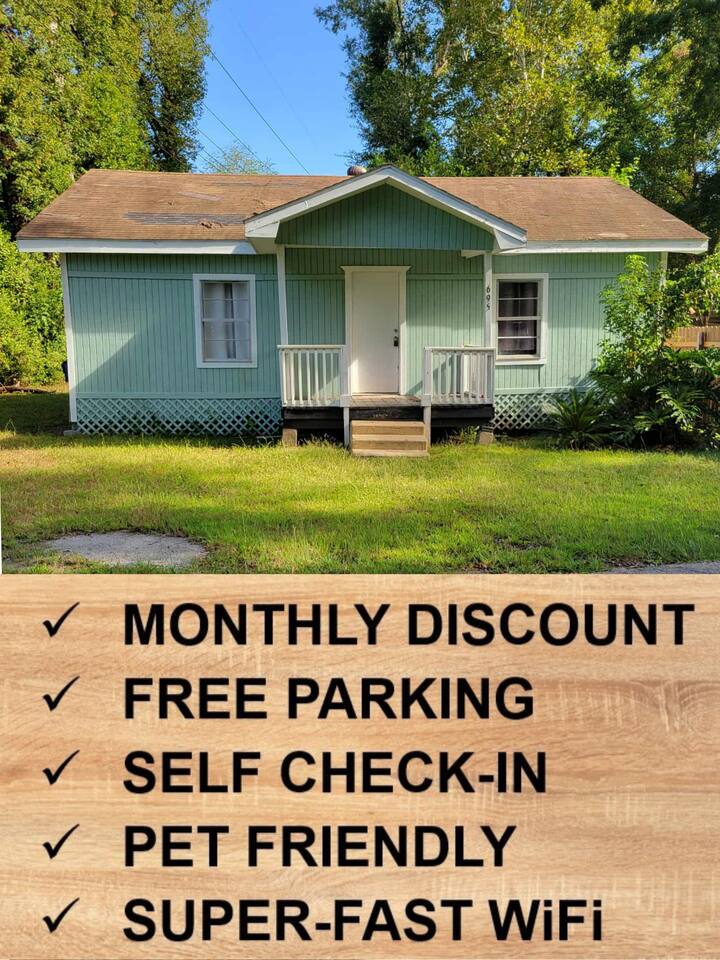 Beautiful Silsbee Home Near Park & Museum!