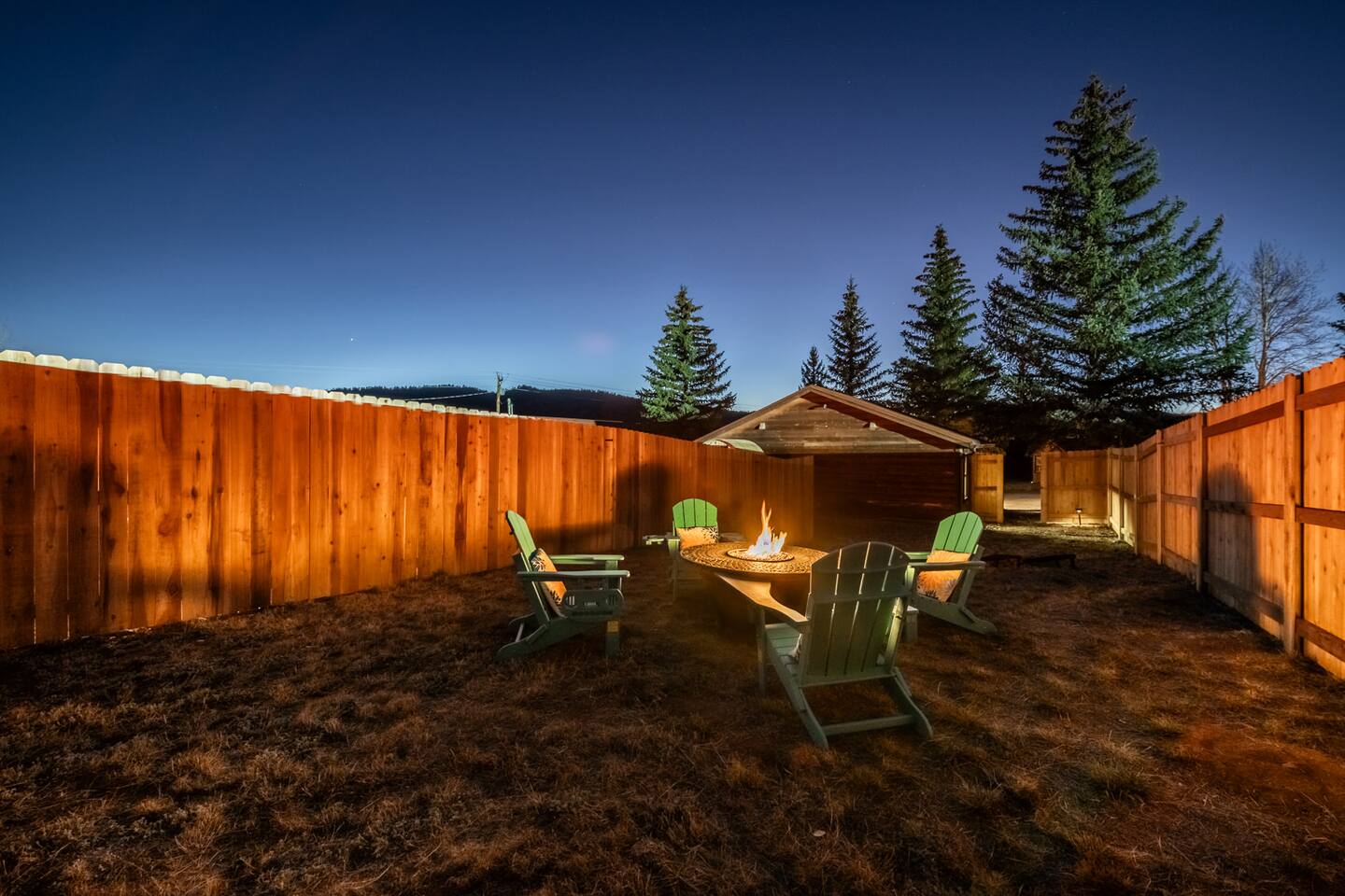 Mountain Cabin: Outdoor Fireplace, Grills + Games
