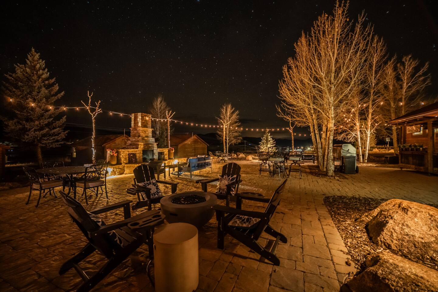 Dark Sky Stargazing from Firepit, Mountain Views