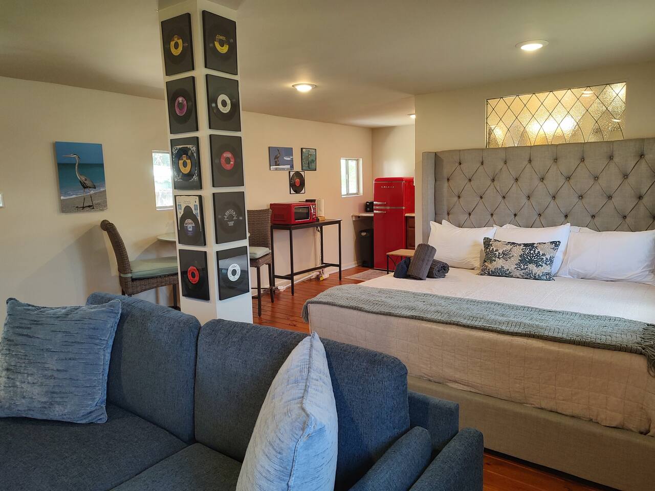 Jazz Studio-Walk to Downtown Short Drive to Beach!