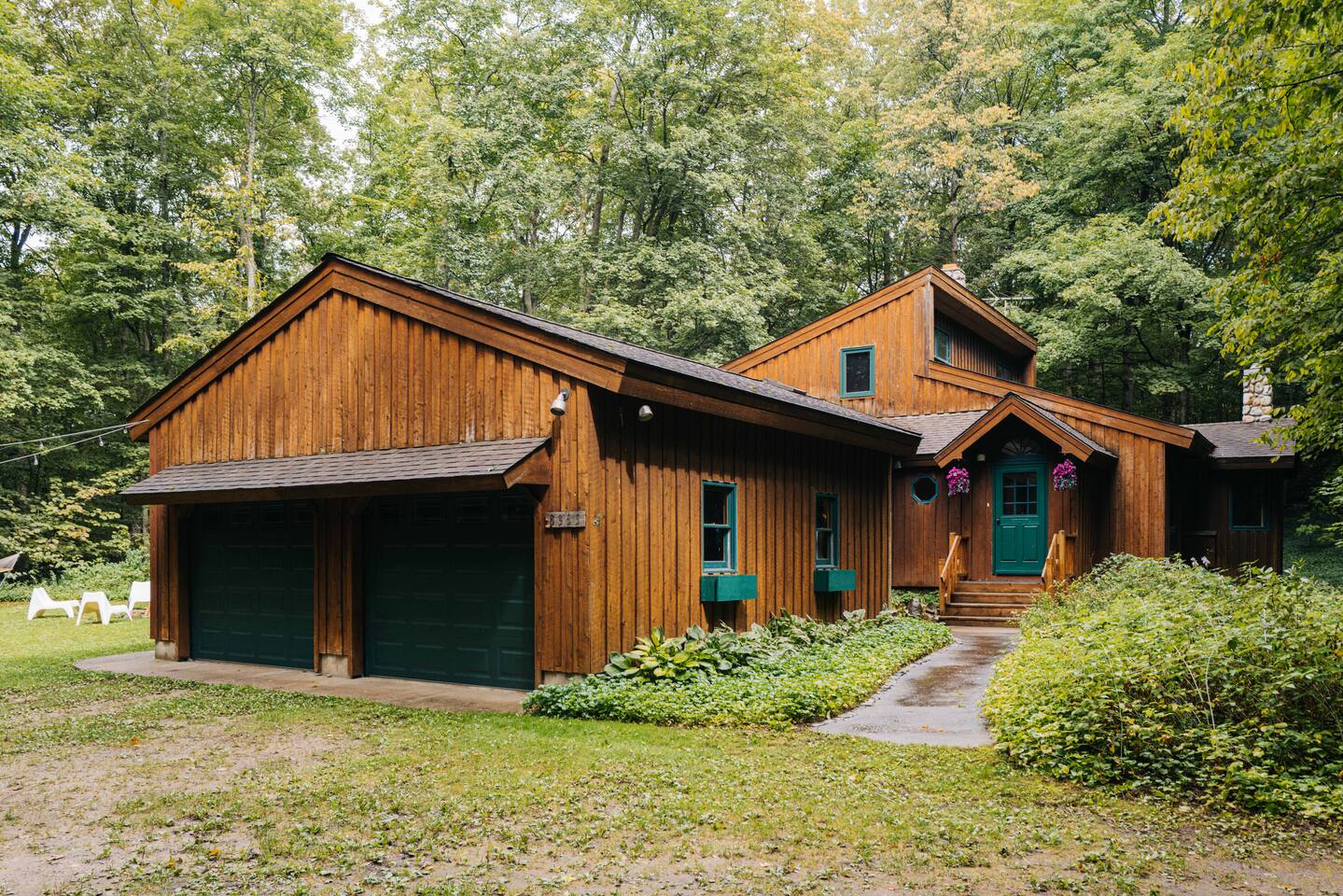 Finnwood - A Pet Friendly Woodland Retreat