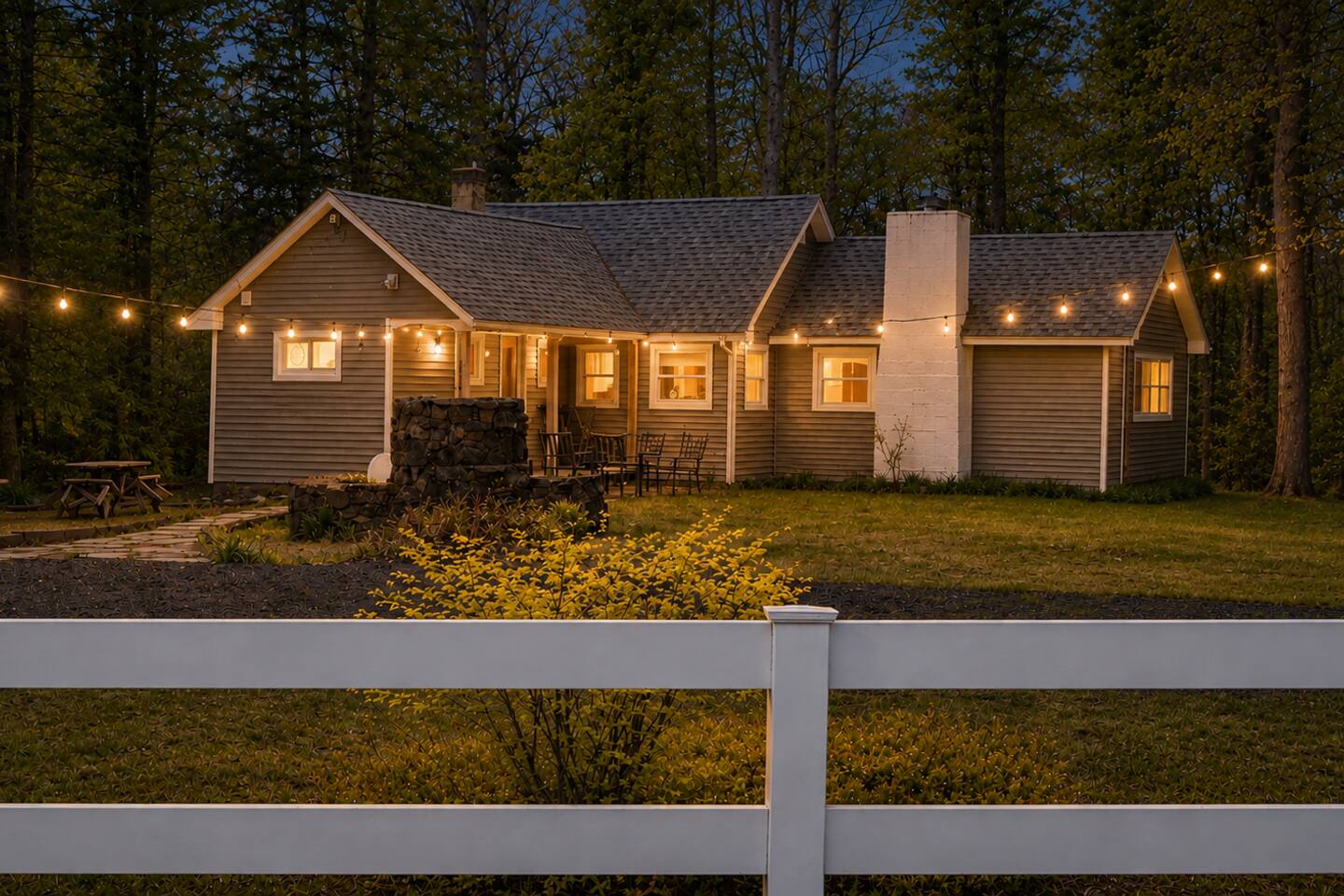 Linny’s Lake Retreat-Family-Friendly & Dock Access